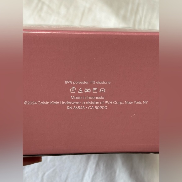 Calvin Klein Underwear Black and Beige Wireless Bra Pack 🤍🤍 - Picture 2 of 5